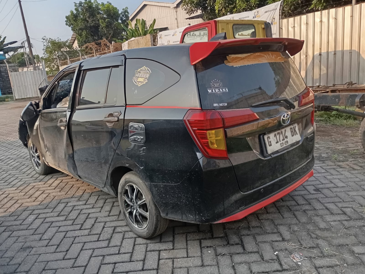 TOYOTA  CALYA  1.2 G M/T