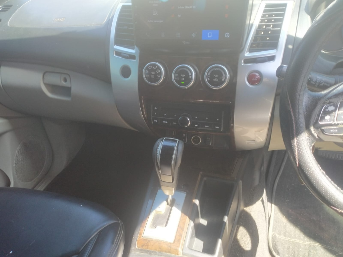 MITSUBISHI PAJERO  SPORT 2.5 D EXCEED (4X2)