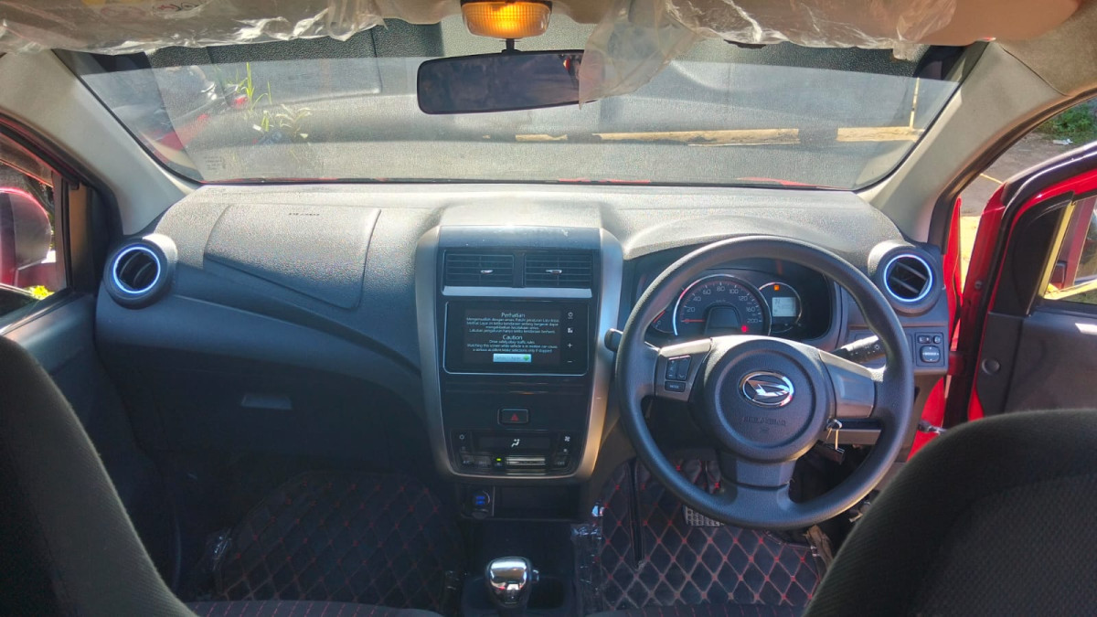 DAIHATSU AYLA 1.2R