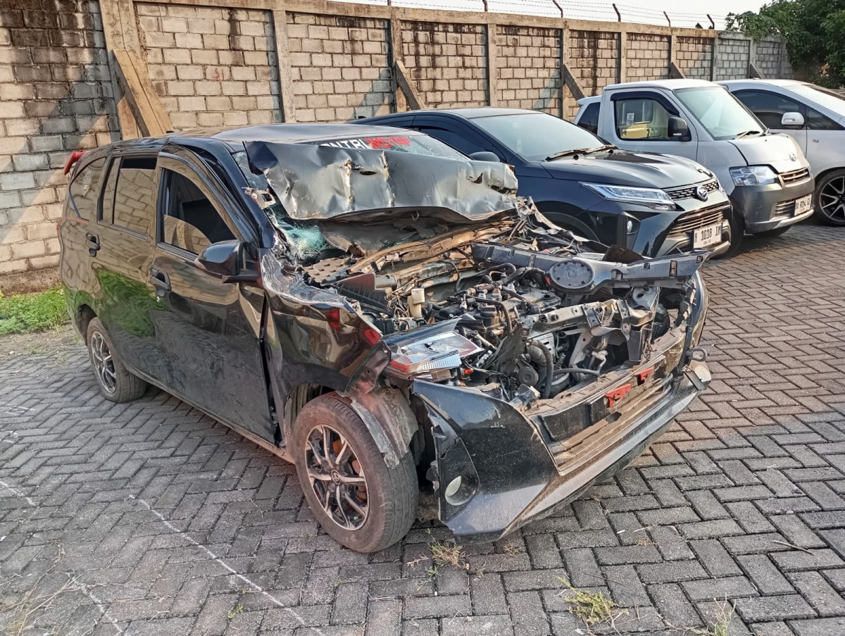 TOYOTA  CALYA  1.2 G M/T