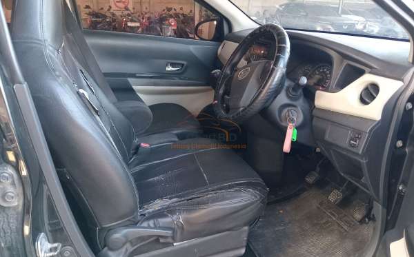 DAIHATSU SIGRA R