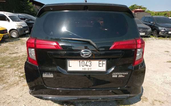 DAIHATSU SIGRA R