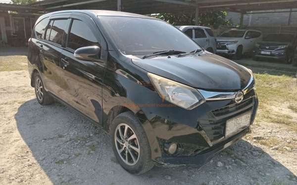 DAIHATSU SIGRA R