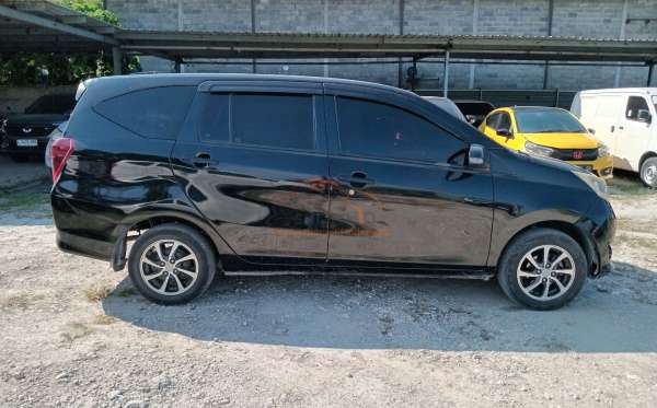 DAIHATSU SIGRA R
