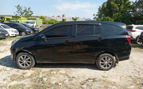 DAIHATSU SIGRA R