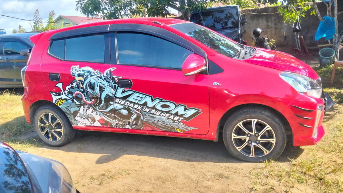 DAIHATSU AYLA 1.2R