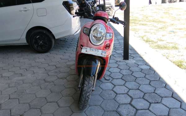 HONDA  SCOOPY