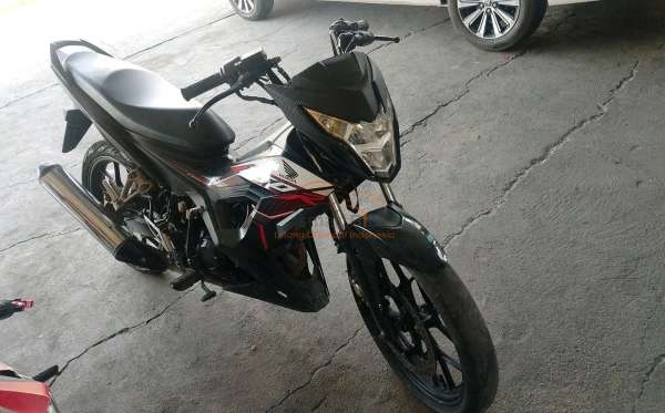HONDA SONIC 150 R