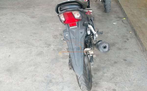 HONDA SONIC 150 R