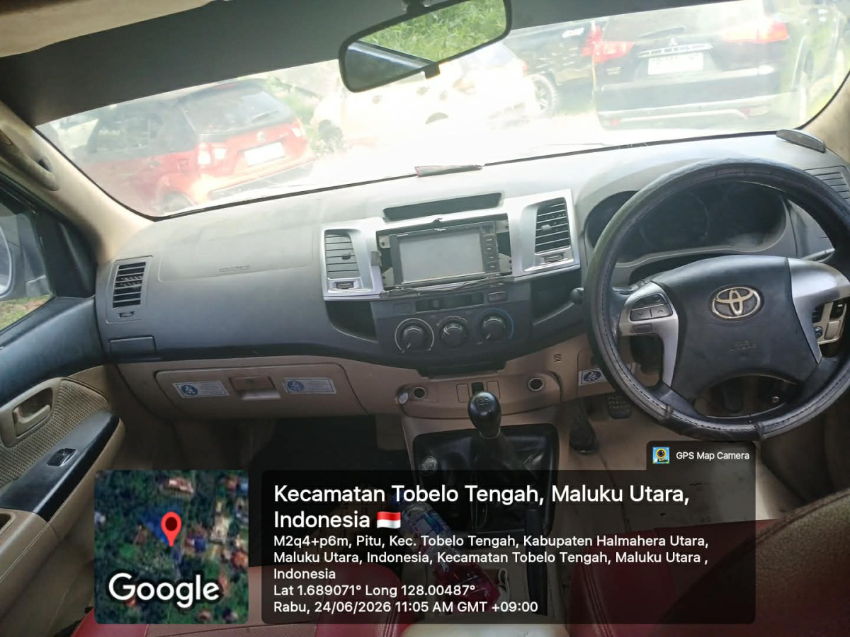 TOYOTA HILUX DOUBLE CABIN