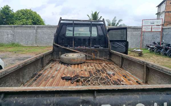 MITSUBISHI L 300