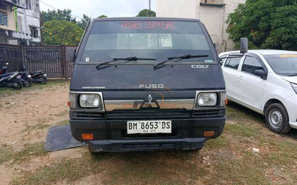 MITSUBISHI L 300