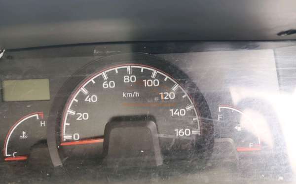 MITSUBISHI L 300