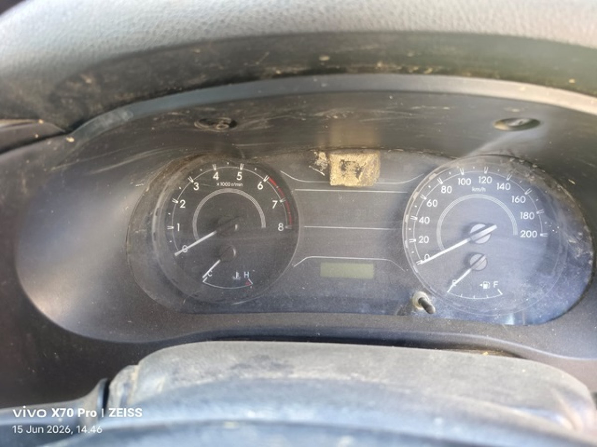 TOYOTA HILUX 4X2 2.0 PU