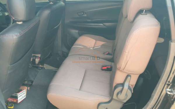 TOYOTA AVANZA