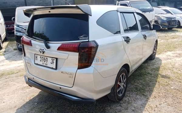 TOYOTA CALYA 1.2 E M/T