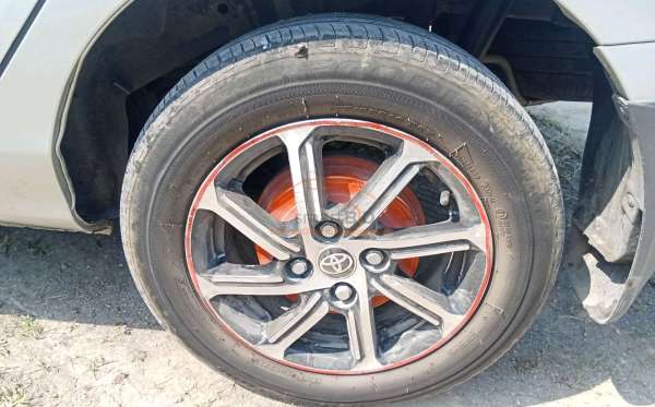 TOYOTA CALYA 1.2 E M/T