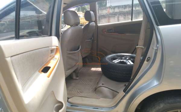 TOYOTA KIJANG INNOVA G