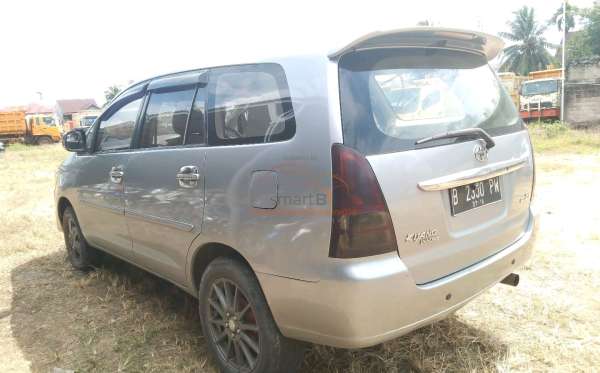 TOYOTA KIJANG INNOVA G