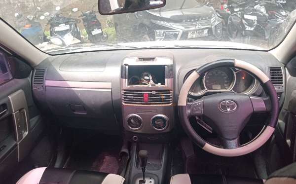 TOYOTA RUSH S