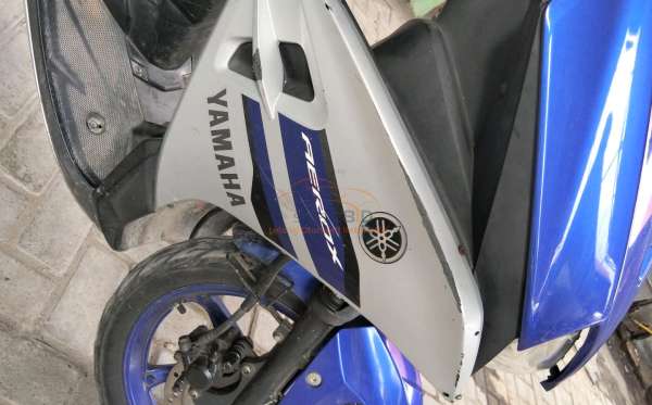 YAMAHA AEROX 125