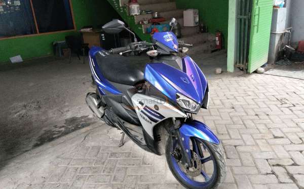 YAMAHA AEROX 125