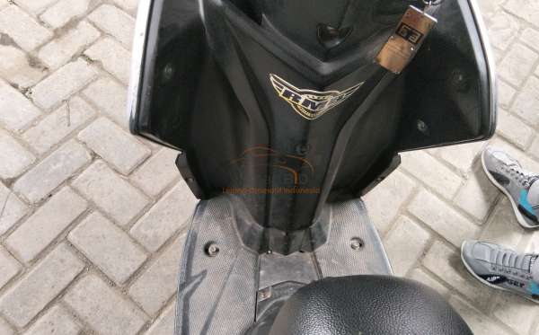 YAMAHA AEROX 125