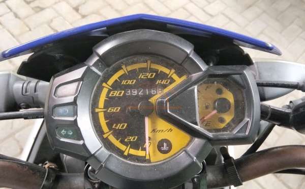 YAMAHA AEROX 125