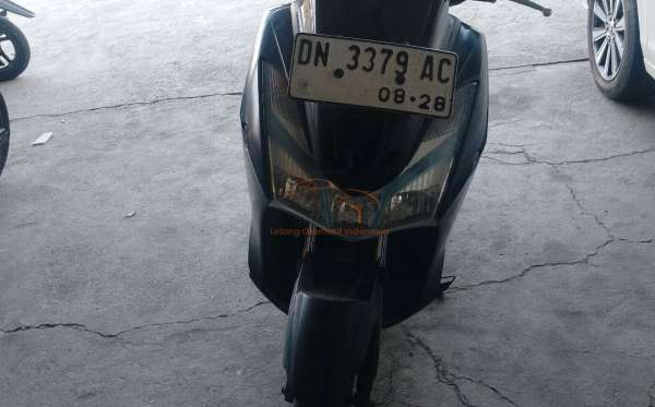 YAMAHA LEXI