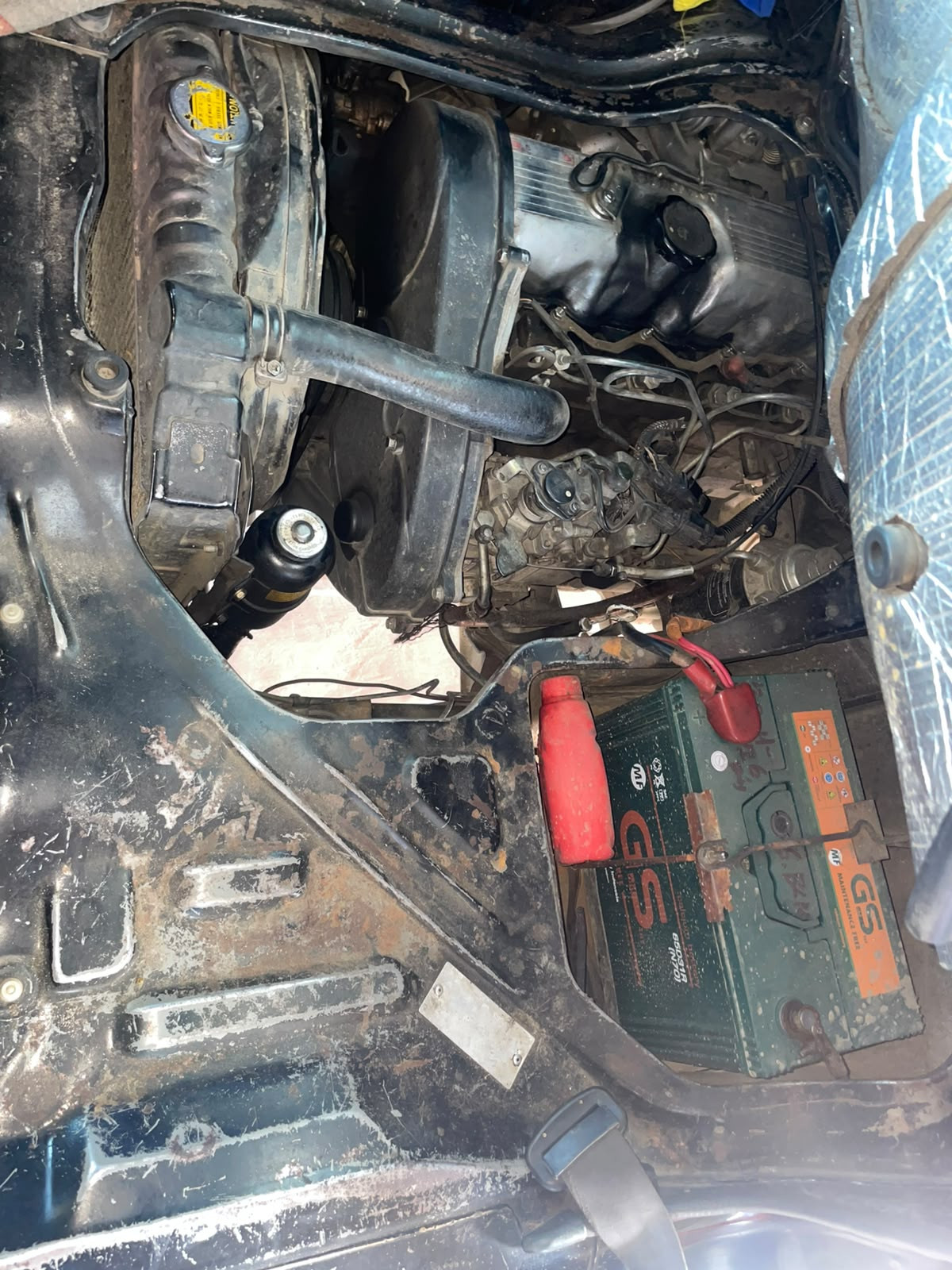 MITSUBISHI L 300