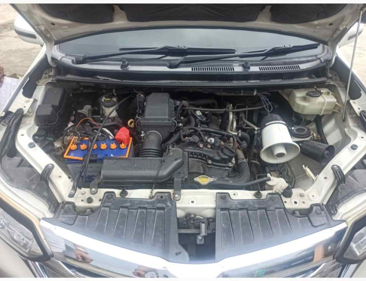 TOYOTA  AVANZA  1.3 G