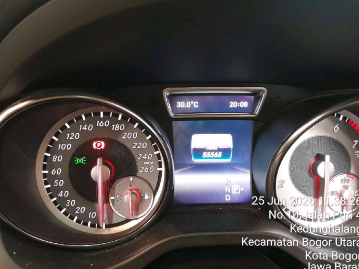 MERCEDES BENZ  GLA 200  X156