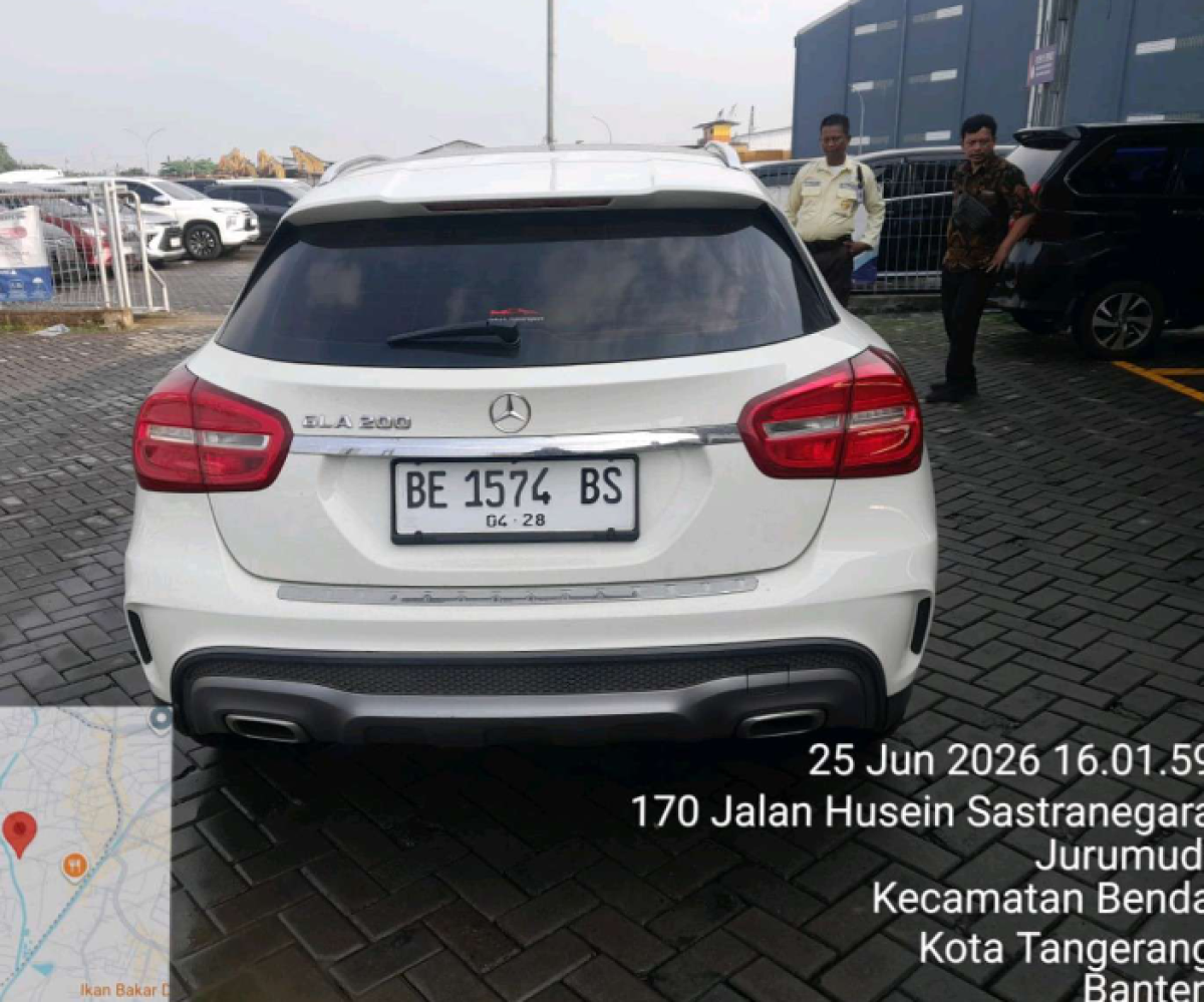MERCEDES BENZ  GLA 200  X156