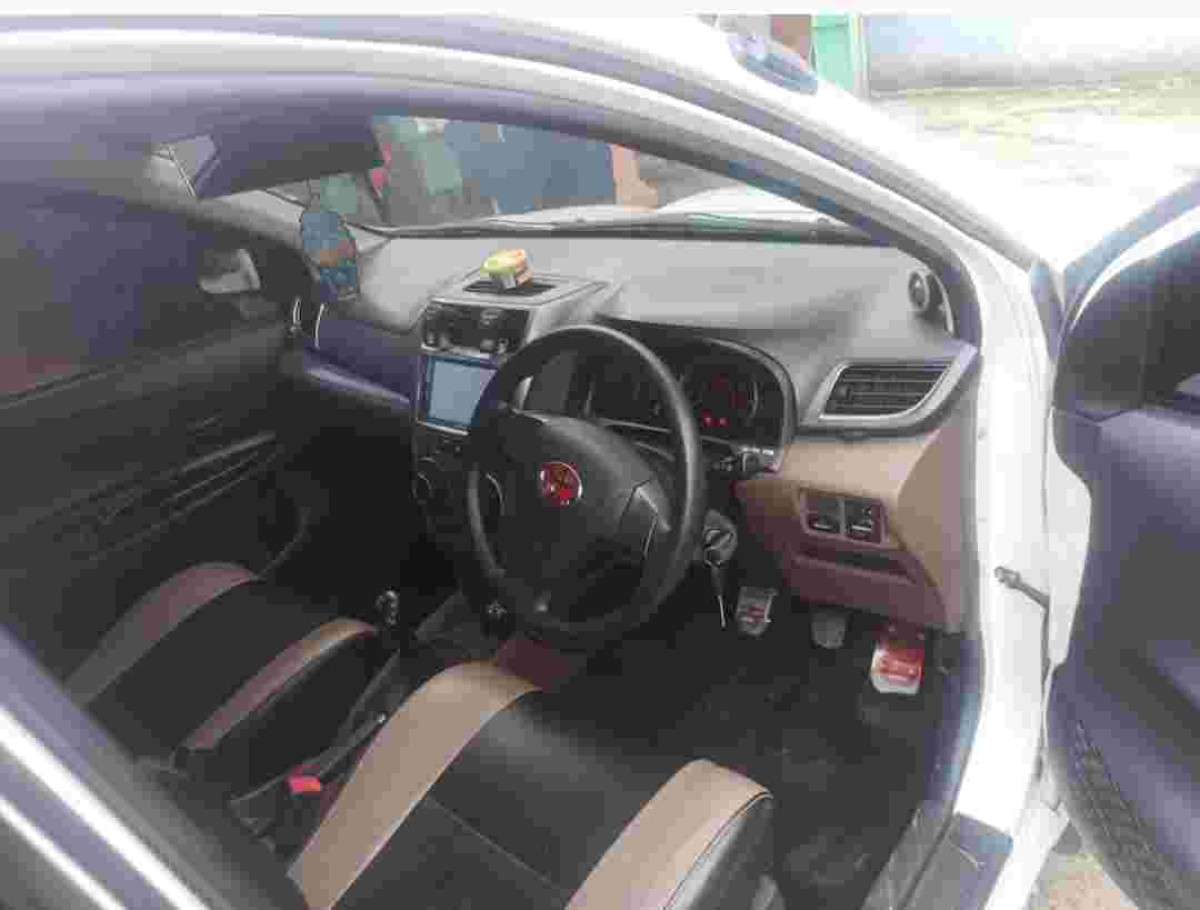 TOYOTA  AVANZA  1.3 G