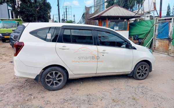 DAIHATSU SIGRA R