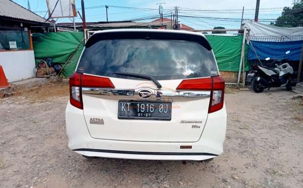 DAIHATSU SIGRA R