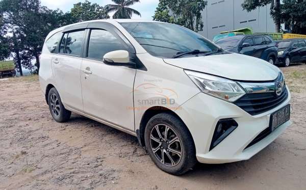 DAIHATSU SIGRA R