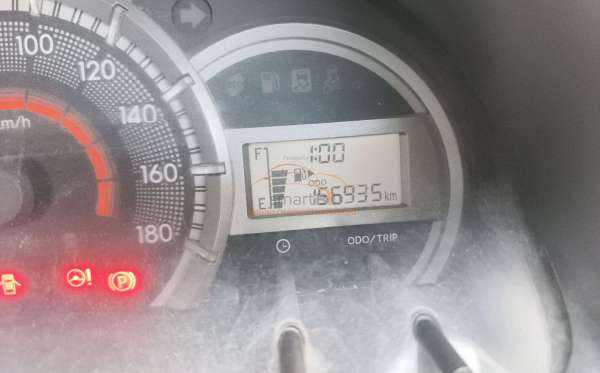 DAIHATSU XENIA D
