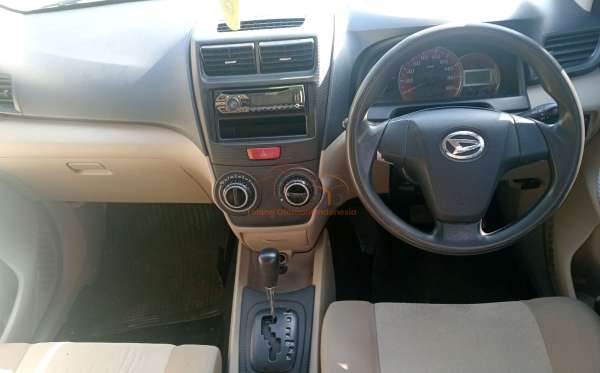 DAIHATSU  XENIA