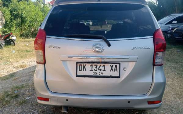 DAIHATSU  XENIA