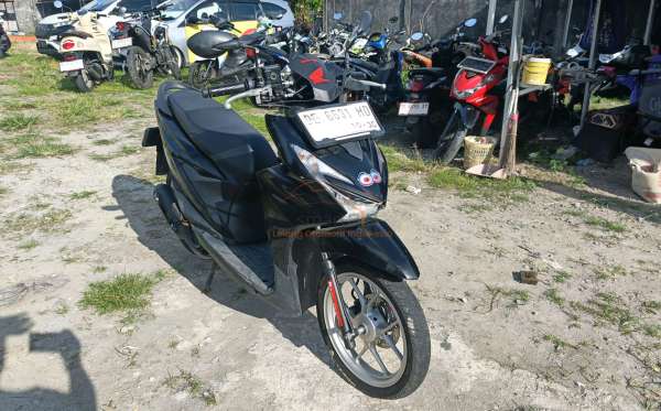 HONDA  BEAT