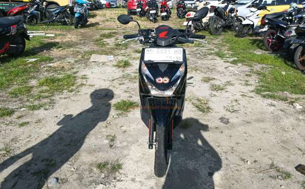 HONDA  BEAT