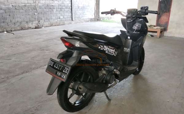 HONDA  BEAT STREET