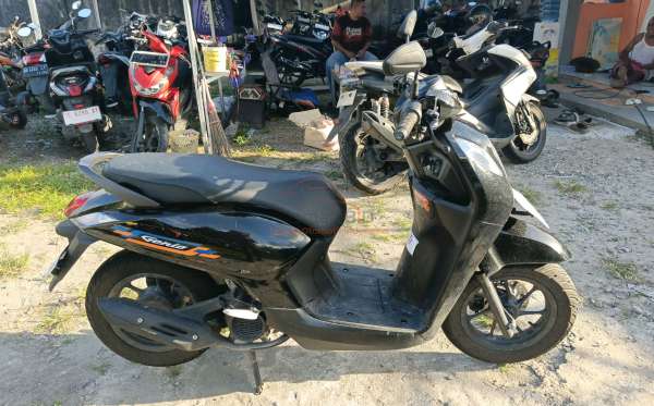 HONDA GENIO CBS