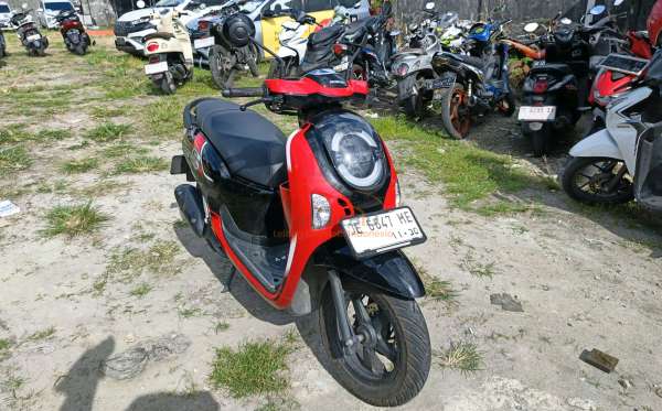 HONDA  SCOOPY
