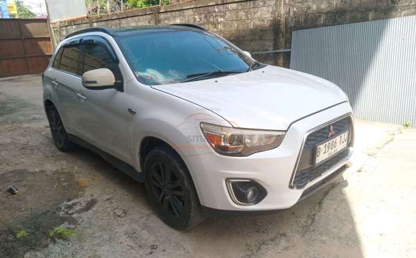 MITSUBISHI  OUTLANDER SPORT