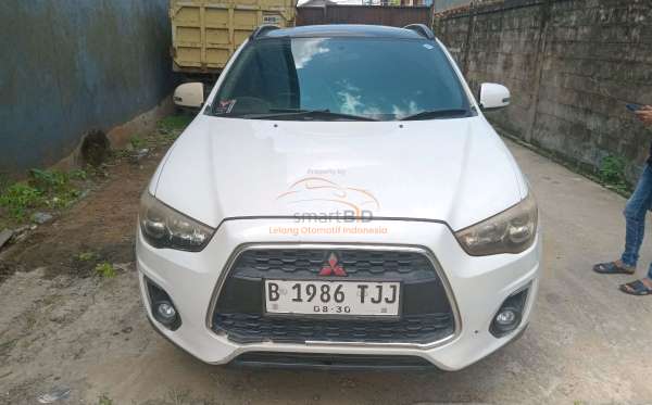 MITSUBISHI  OUTLANDER SPORT