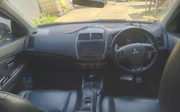 MITSUBISHI  OUTLANDER SPORT