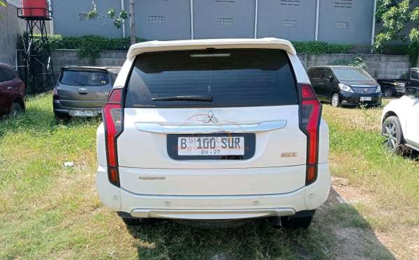MITSUBISHI PAJERO SPORT 2.4L DAKAR-H (4X2)