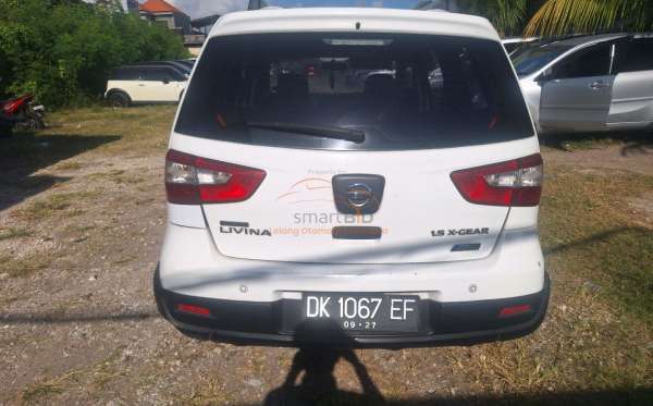NISSAN GRAND LIVINA